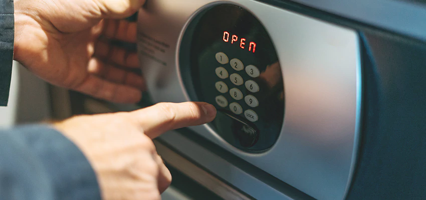 Cash Safe Openers in Los Altos Hills, California