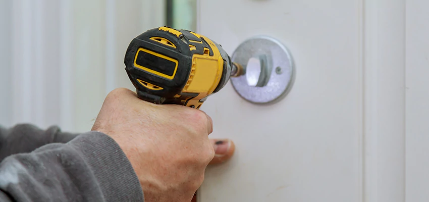 Street Locksmith For Smart Lock Repair in Los Altos Hills, CA